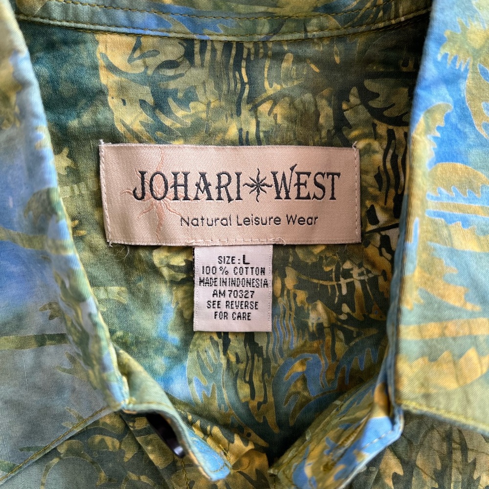Johari West shirt - Picture 3 of 5